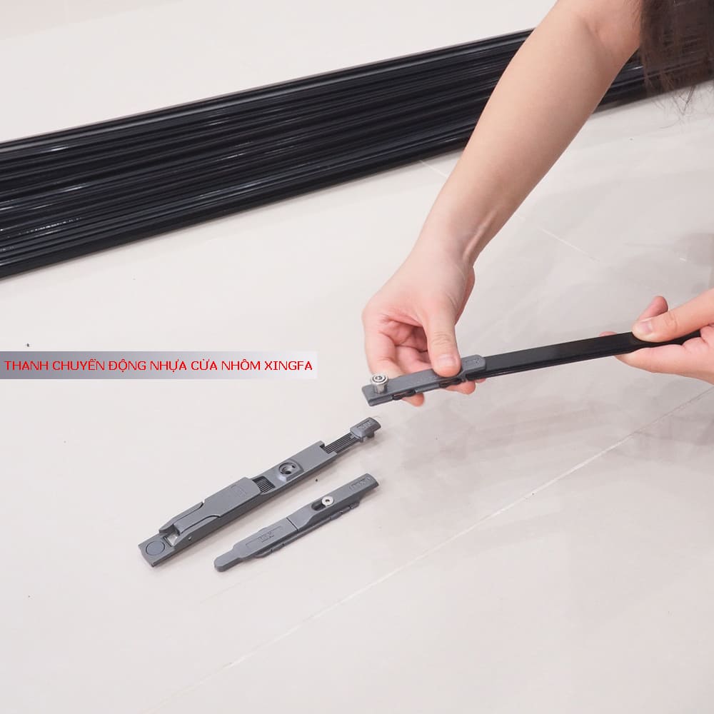 Thanh chuyển động nhựa cửa nhôm Xingfa, Lix-4