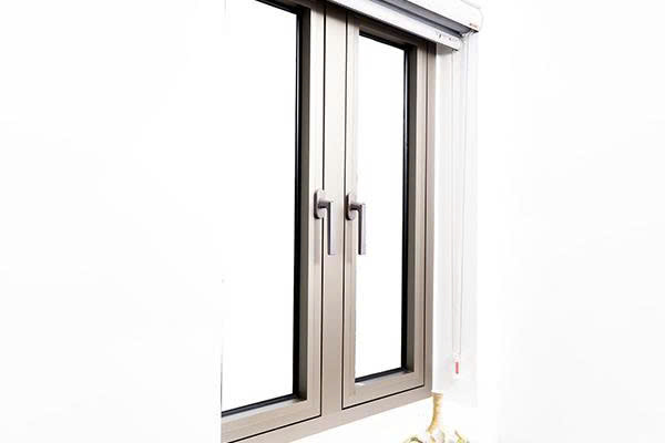 Lix Vietnam – Nhà Cung Cấp Phụ Kiện Nhôm Kính Uy Tín Cho Công Trình Hiện Đại Phụ kiện Lix cho cửa sổ mở quay