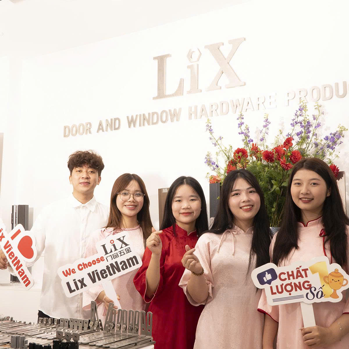 Khai xuân mở lộc