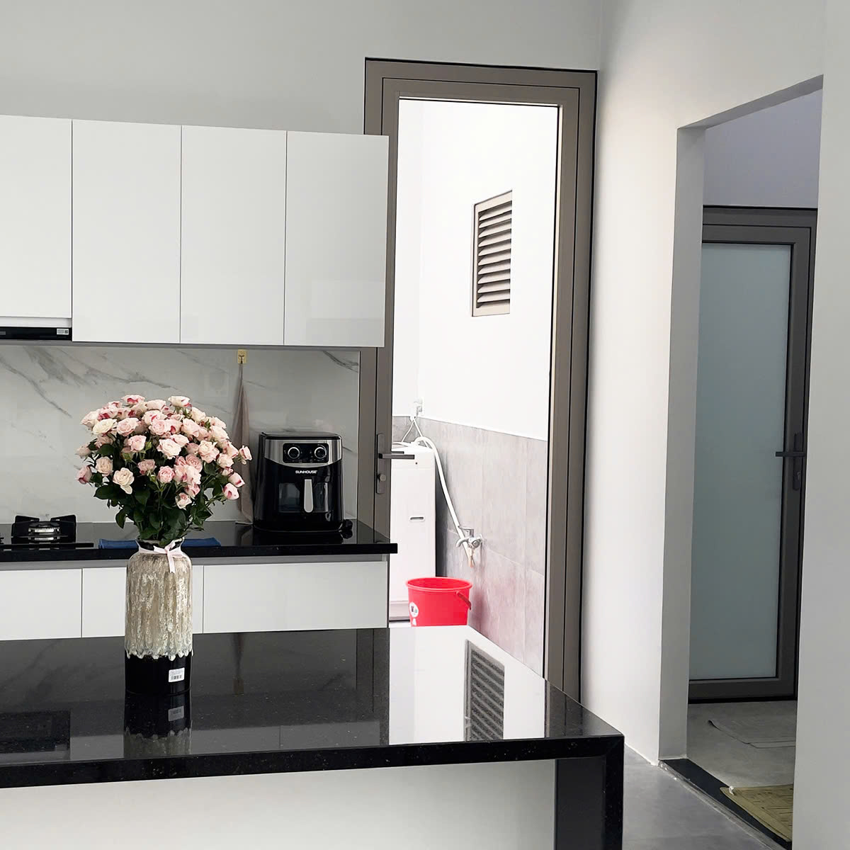 Cửa nhôm kính bao nhiêu tiền 1m2